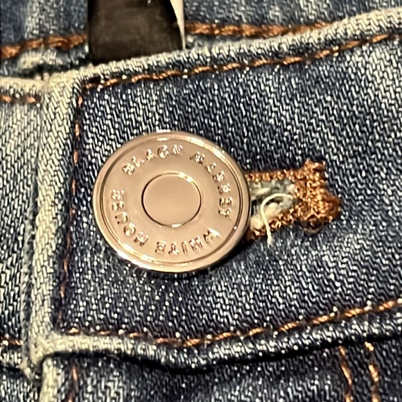 White House Black Market Girlfriend embellished crop jeans Size 6 - Picture 5 of 12